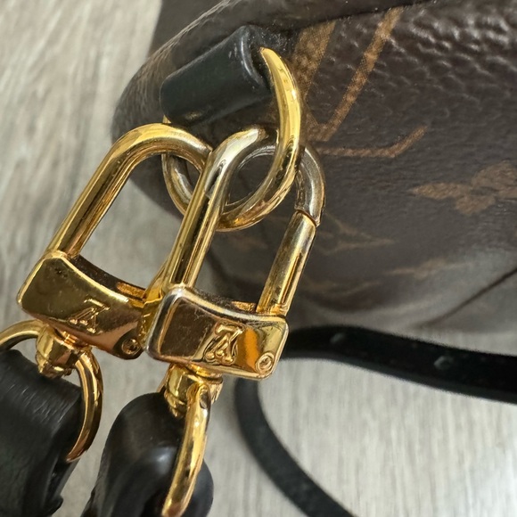 AUTHENTIC LOUIS VUITTON Palm Springs mini backpack - Picture 5 of 8
